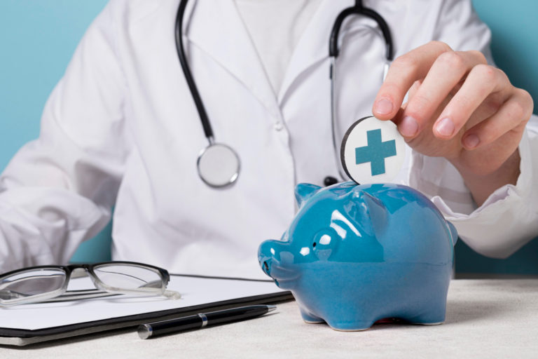 Combien coûte l’assurance santé publique ?